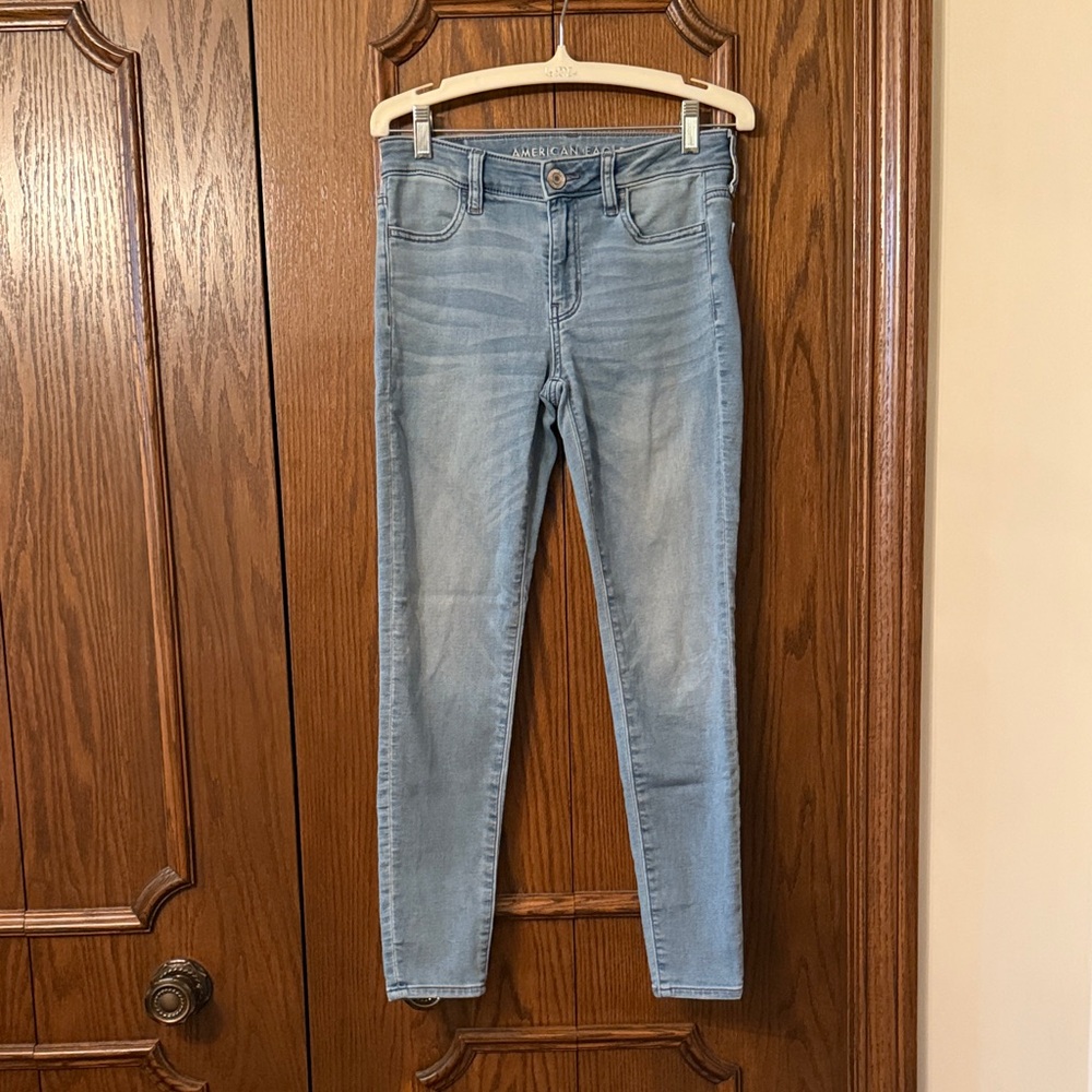 American Eagle Outfitters Women's Light Blue Jeggings size 2 short